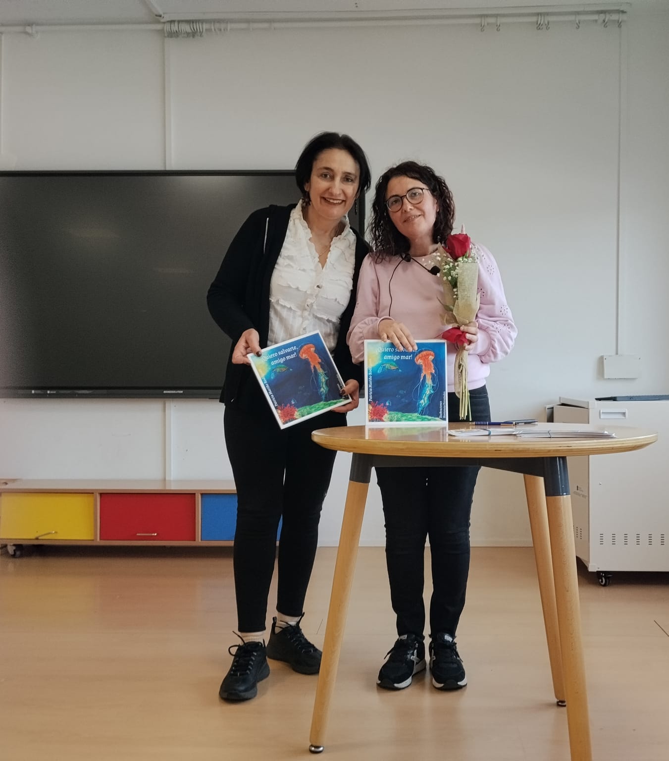 Autora, Patricia Mariño e Rocío Rguez, Editora